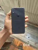 iPhone XR 64 Room