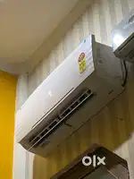 Lloyd 1 tonn Ac invertor split ac