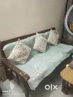 Sofa set with table