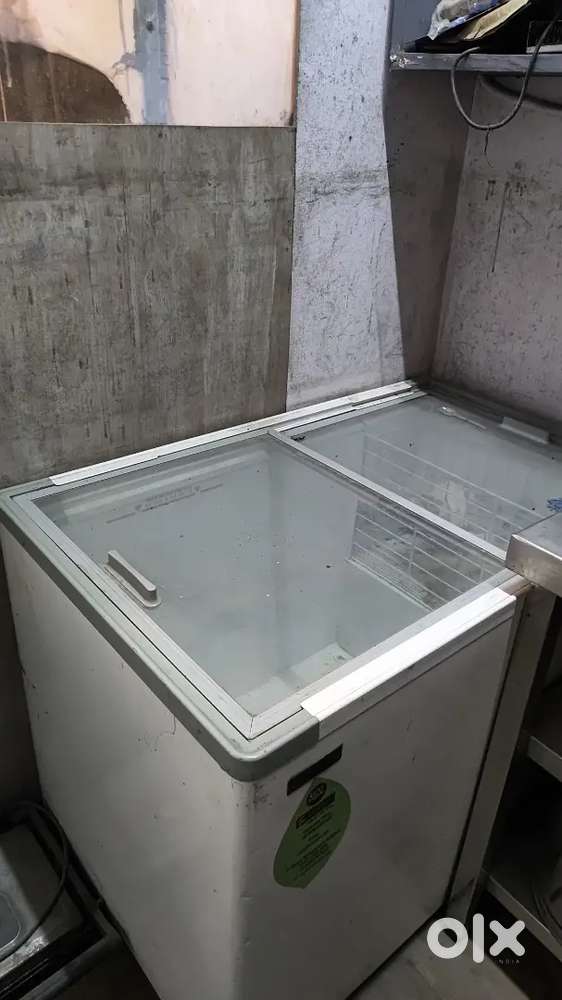 Restaurant and bakery kitchen equipment