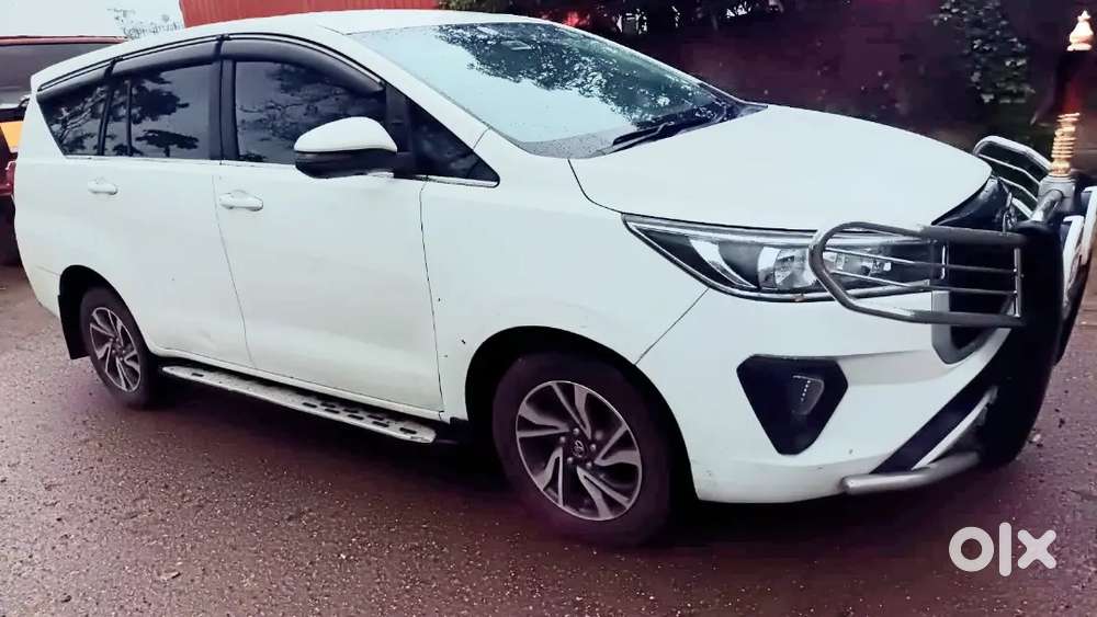 Toyota Innova Crysta 2021