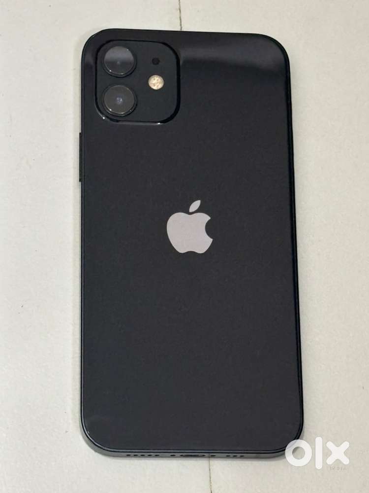 Iphone 12 - 128 gb black in good condition with box and apple earphone