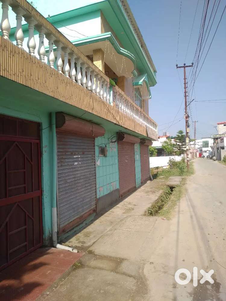 On road shop n godaam