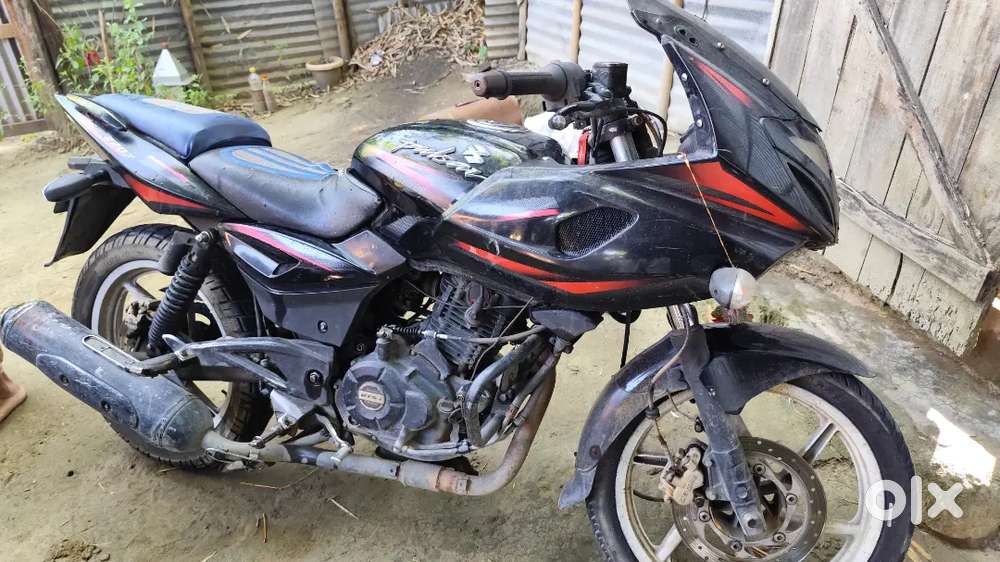 Pulsar 220 for sale