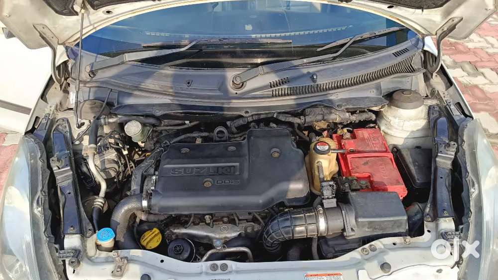 Maruti Suzuki Swift Dzire 2012