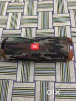 JBL Flip 4