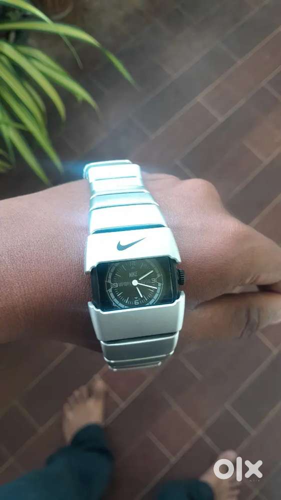 New   device  for  sale nike