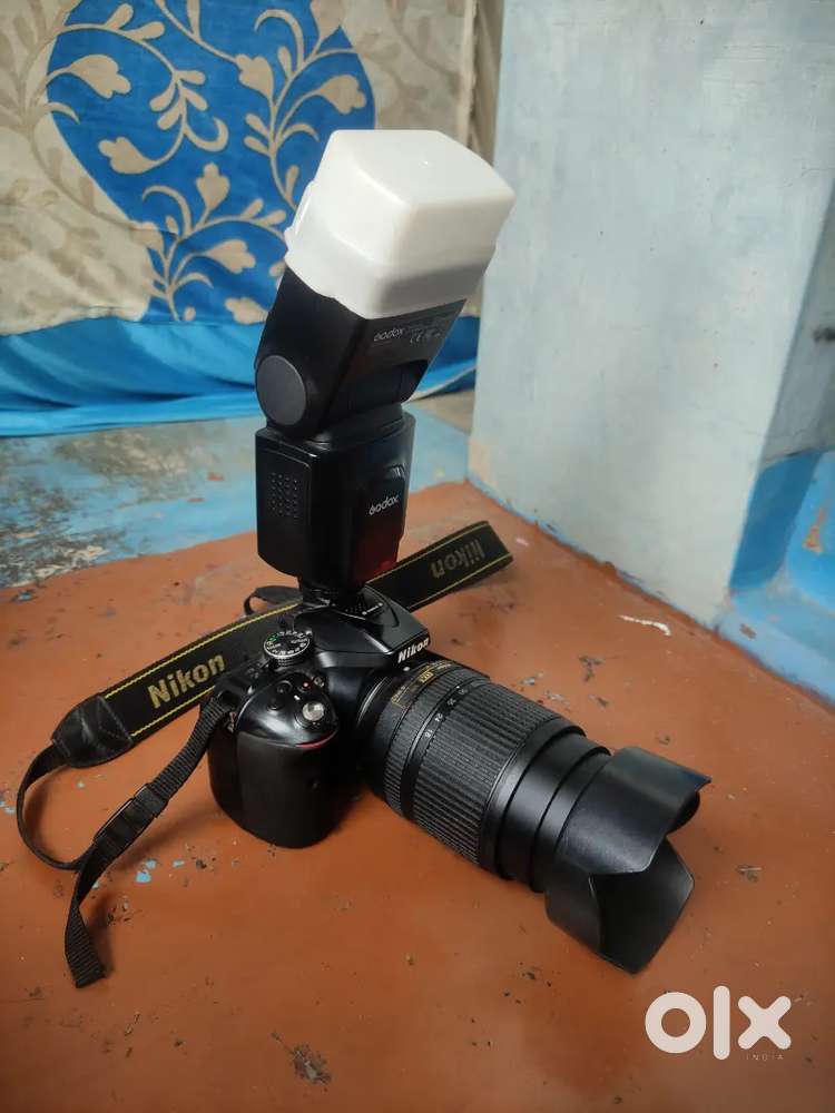 D5300 Nikon 2 years old with 140 Lence with external flash