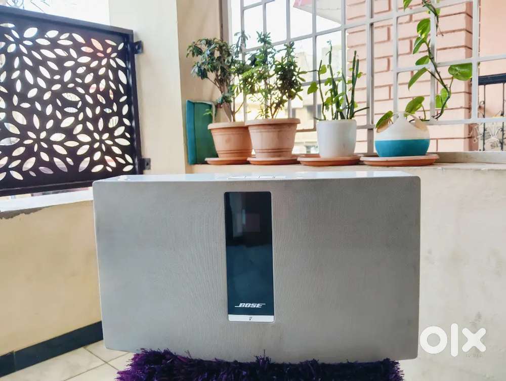 BOSE SOUND TOUCH 30 BLUTOOTH SPEAKERS