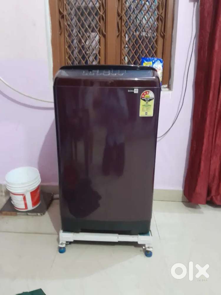 SAMSUNG' FULLY AUTOMATIC WASHING MACHINE WITH FREE STAND