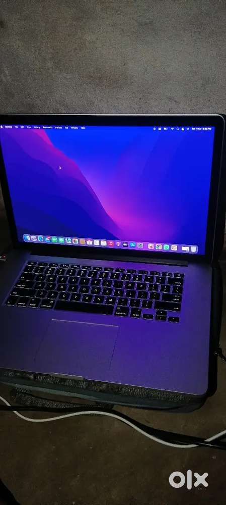 MacBook pro apple laptop contect number
