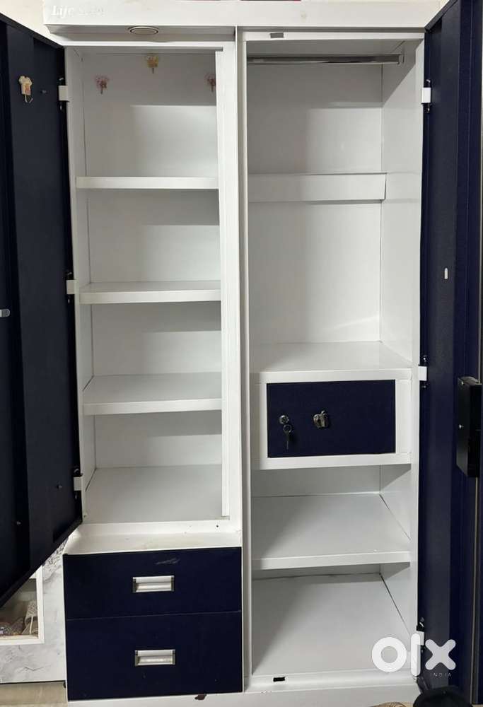 Modern 2-Door Wardrobe with Mirror - Almost New