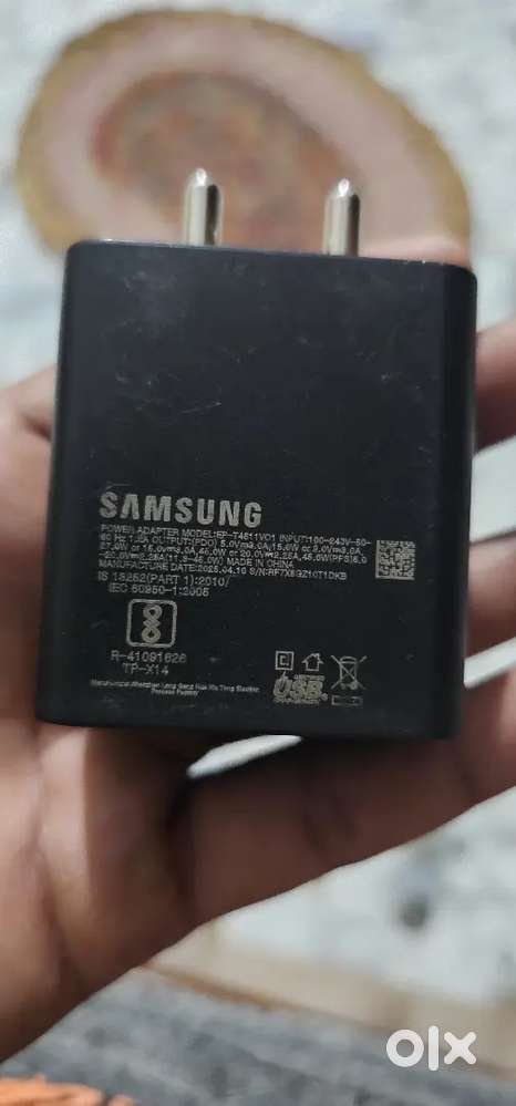 Original samsung 45 watt charger only 800