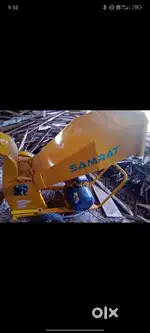 Wood chipper and shredders