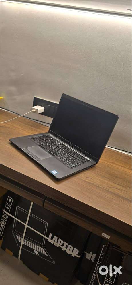 Dell i5 8th Gen Budget friendly laptop  Slim  A++  Light weight