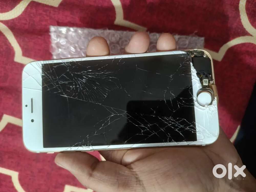 iPhone 6s 64Gb Display broken(Board ic problem) Fix Price