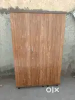 BRAND NEW MODEL 3 DOOR WARDROBE DIRECT FROM FACTORY