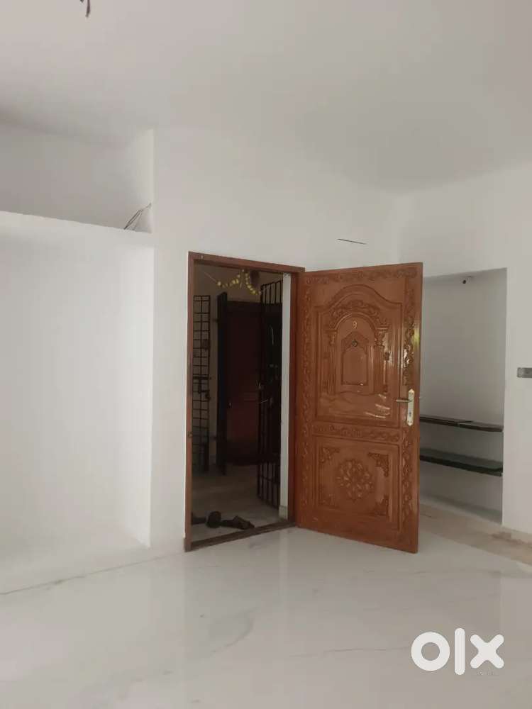 AR reality 89250 and .19908 T. Nagar apartment for sale near GN chetty