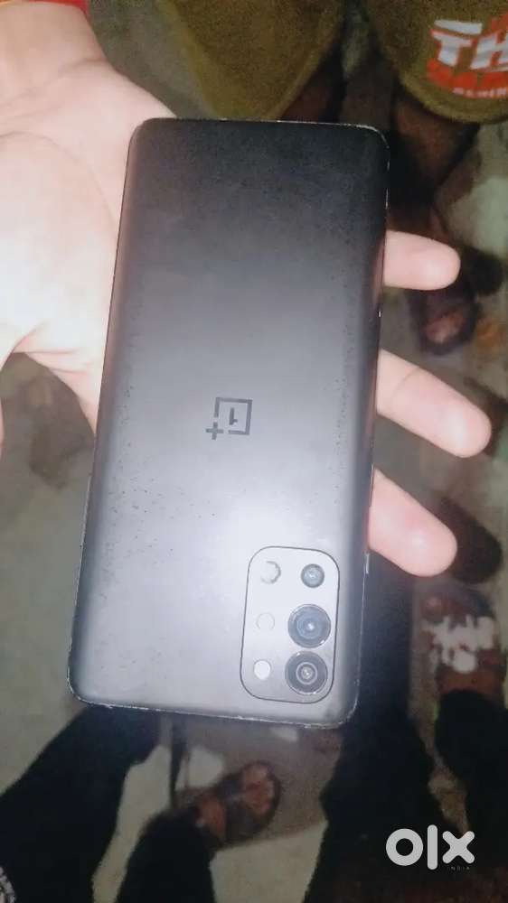 ONE PLUS 9r 5G 8gb 128 storage