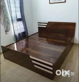 BRAND NEW STORAGE BED 5*6