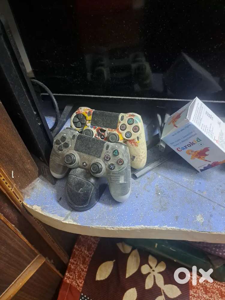 Play station 4 slim console  in mint condition