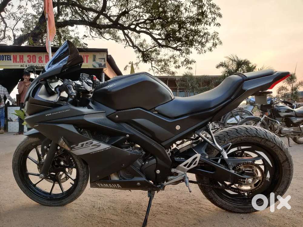 Great condition R15s with all documents