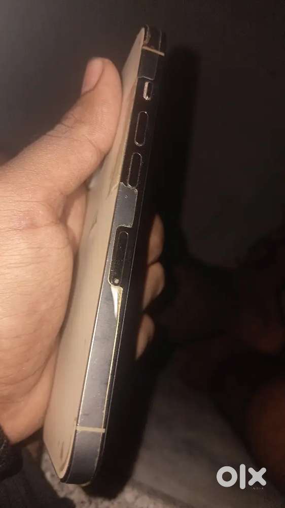Mint condition  iphone 14 pro no dent sealed pack battery health 91