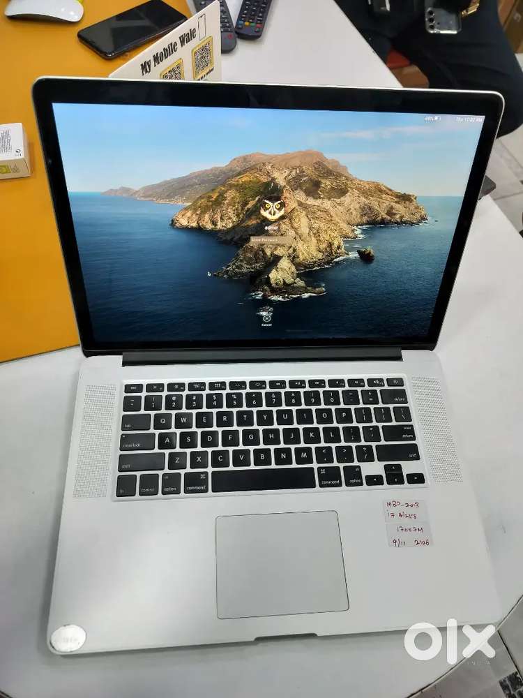 MacBook air 2013 i7 8/256gb good condition