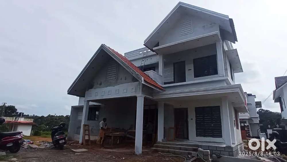 പുതിയ വീട് കോട്ടയം ഏറ്റൂർ പാലാ റോഡ് ഏറ്റുമാനൂർ മുൻസിപ്പാലിറ്റി