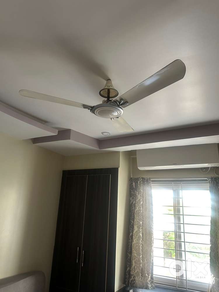 Ceiling fan bajaj 5 years old