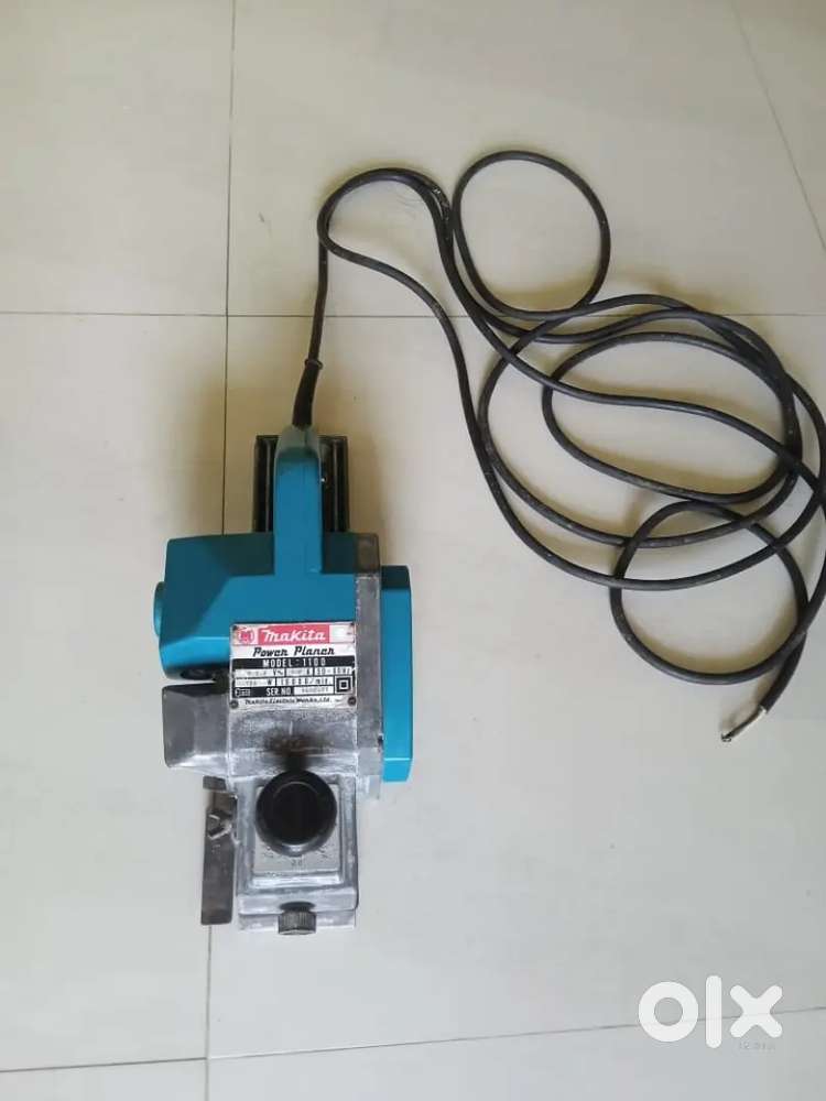 Makita power planer