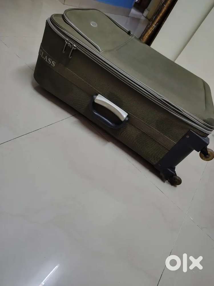 Big luggage trolley bag with wheels for sell