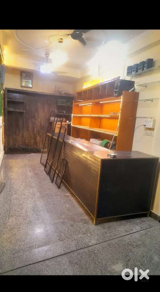 SALE OUT FOR GARMENTS SHOP RACK COUNTER