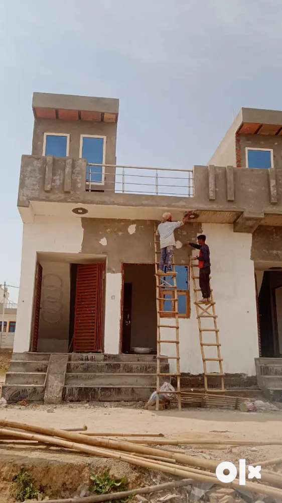Ready to move house villa Achheja Greater Noida West