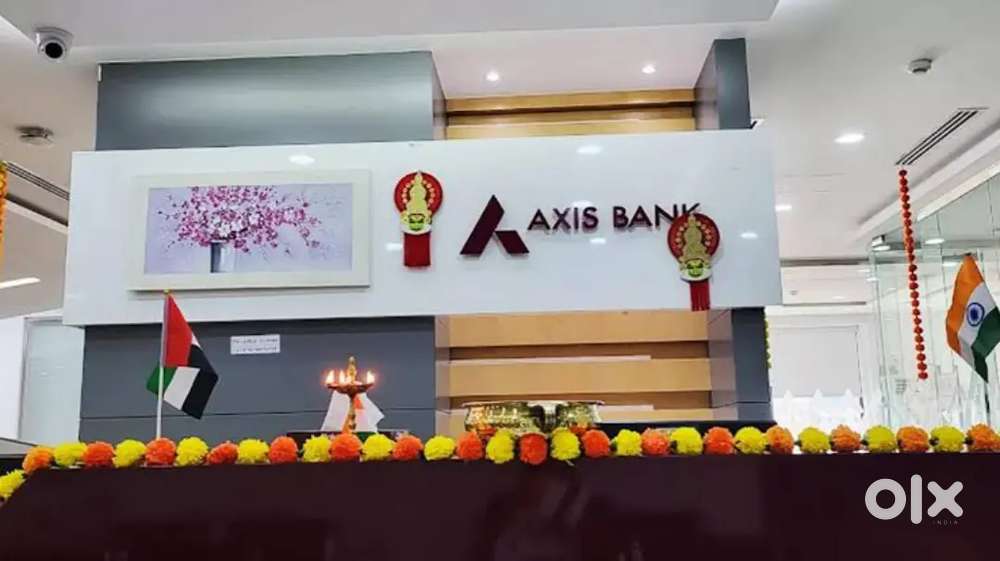 NEED STAFF - [ AXIS BANK] 10TH, 12TH, GRADUATE CANDIDATE !!
