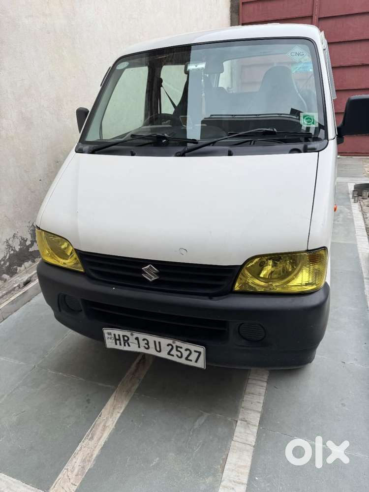 Maruti Suzuki Eeco 2023 CNG & Hybrids Well Maintained