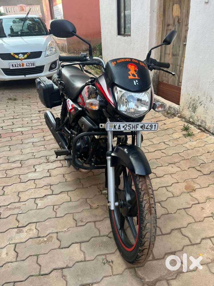 HF DELUXE CONTINUES SHOWROOM SERVICE ,GOOD CONDITION