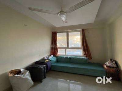 2 bhk flat only for girls