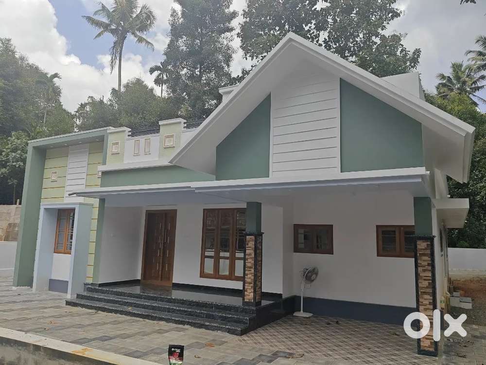 Silver Spring Villas _ Valayachirangara, 1550 sqft, 7.800 cent.