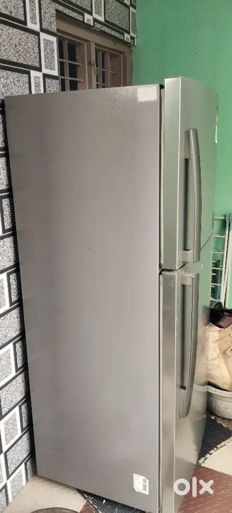 Samsung double door 370   letters