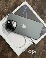 Selling my  iPhone 15 pro max 128gb used   2 month