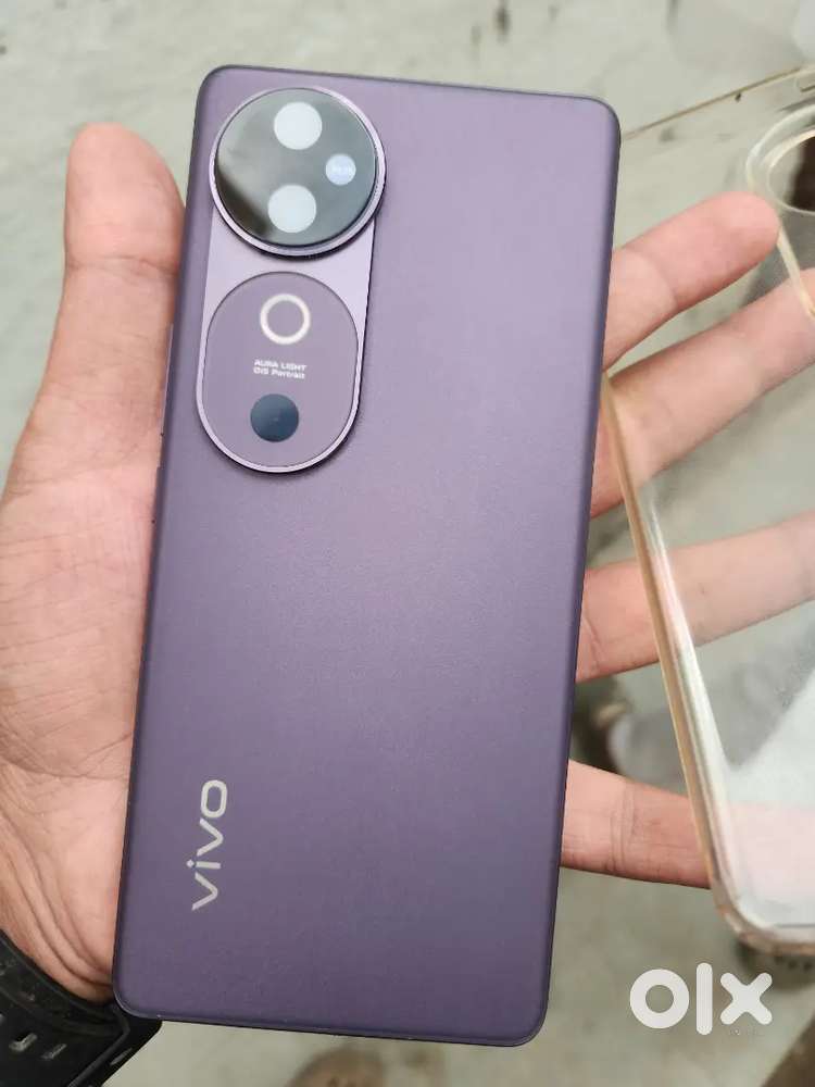Vivo v40 8/128