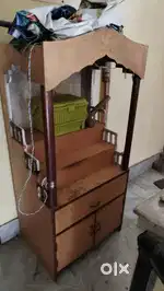 Wooden Singhasan