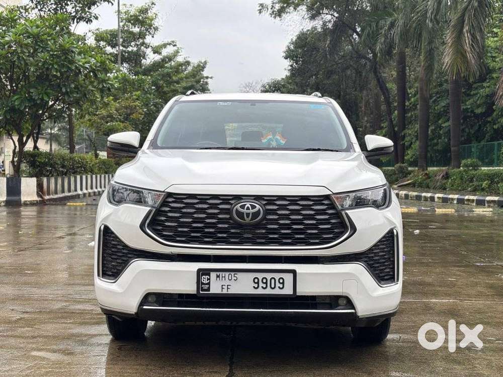Toyota Innova Hycross 2.0 GX 7 STR, 2023, Petrol
