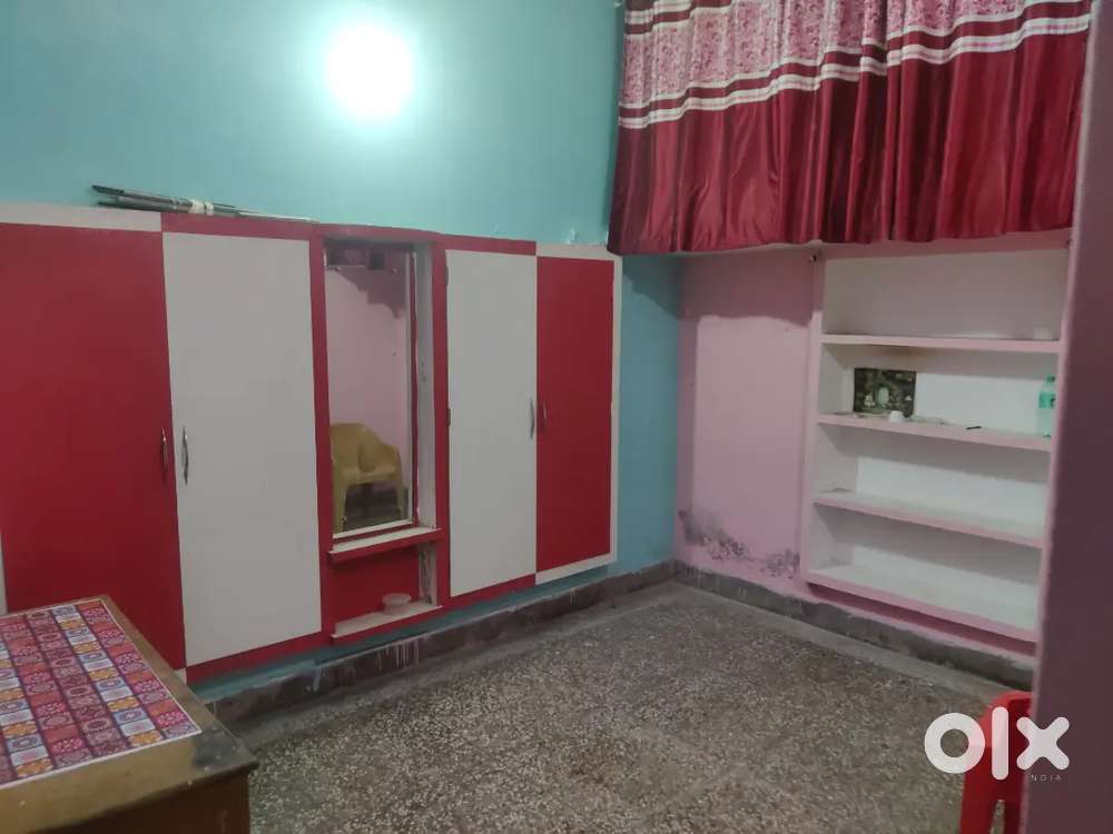 2 rooms with kitchen seperate bathroom and wash basin