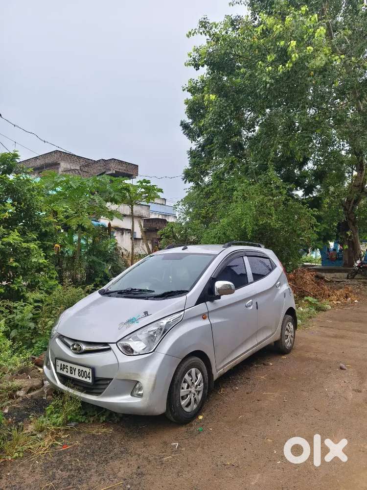 Its good condition new tyres new battery all good interior