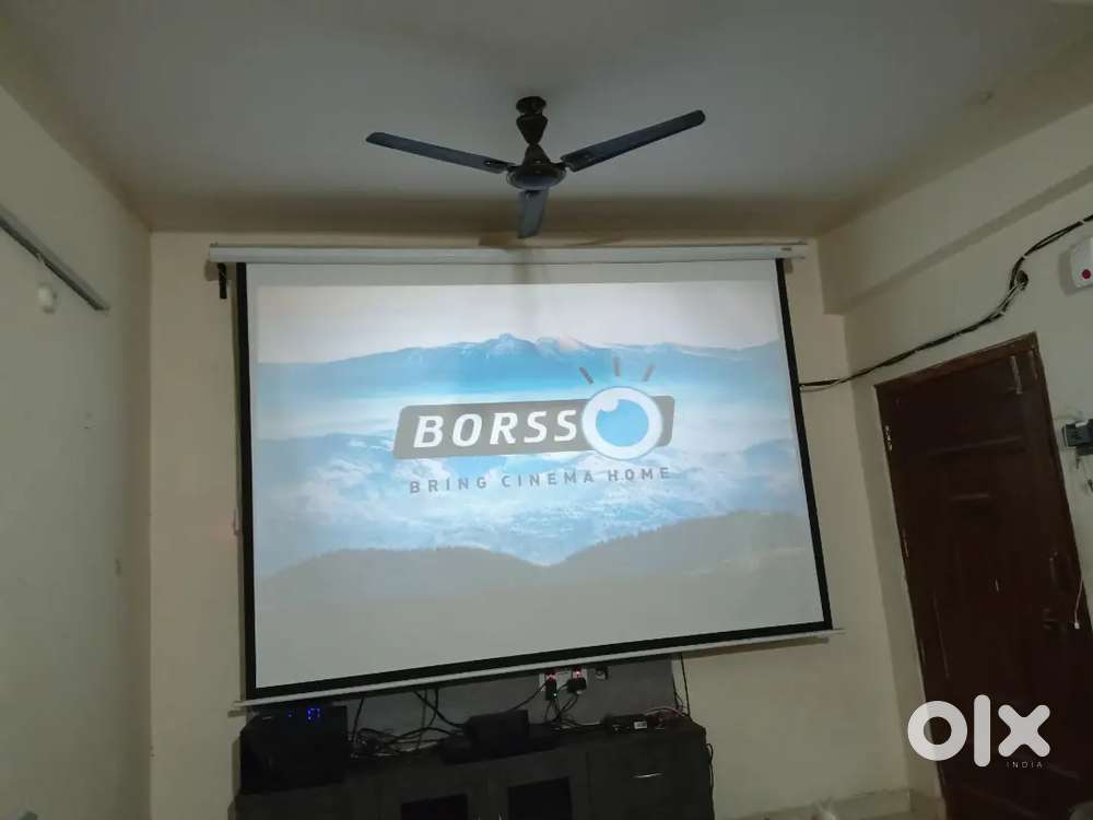 Projector with Wire less Screen (9×8 screen size)