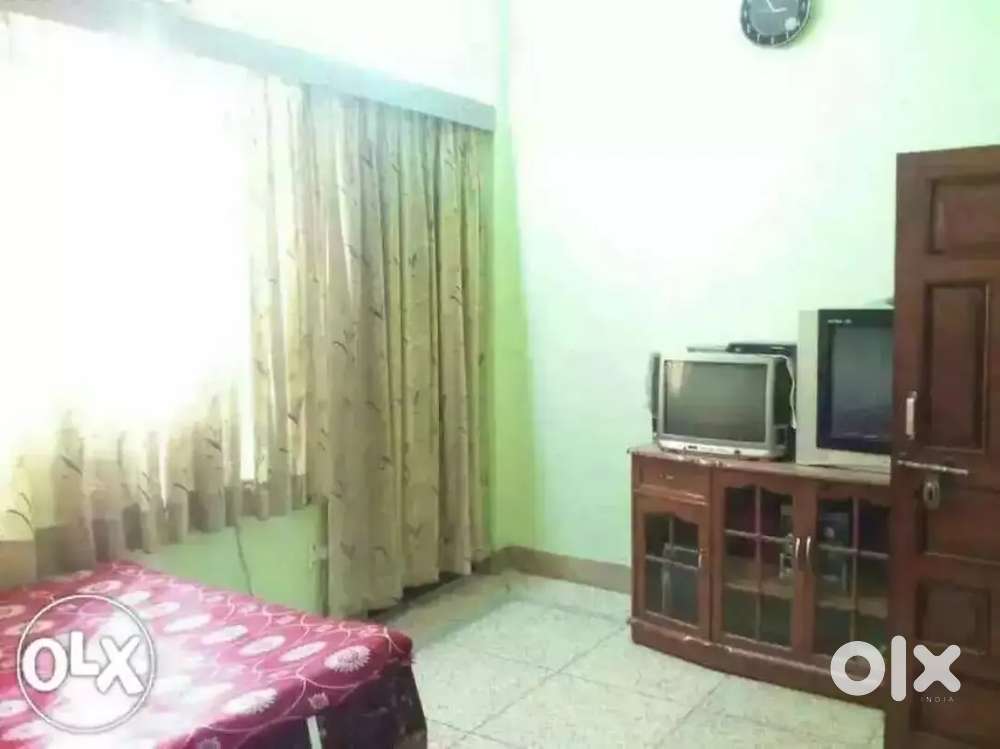 Full furnished 1 room set in amazing condition