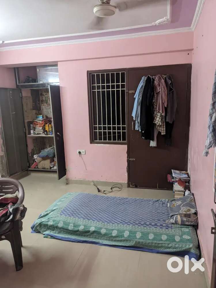 1 room available in 2bhk and 2nd room is occupied by a single student