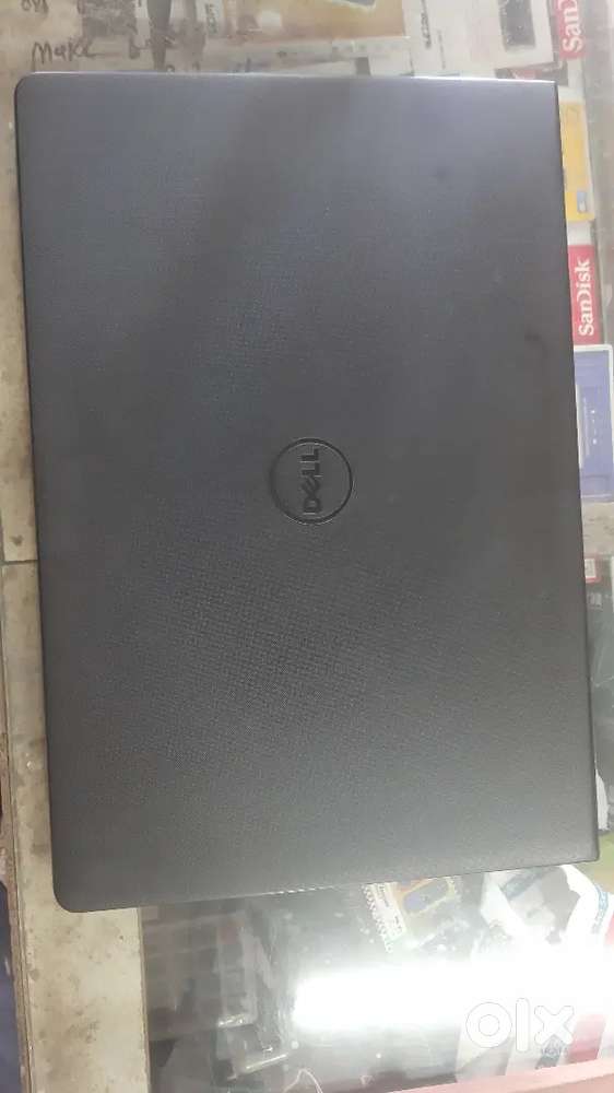 Dell Core i3 5th 15.6 8GB Ram 256 SSD